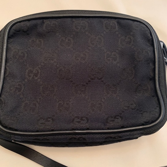 Gucci Wristlet/Purse! - Picture 7 of 7